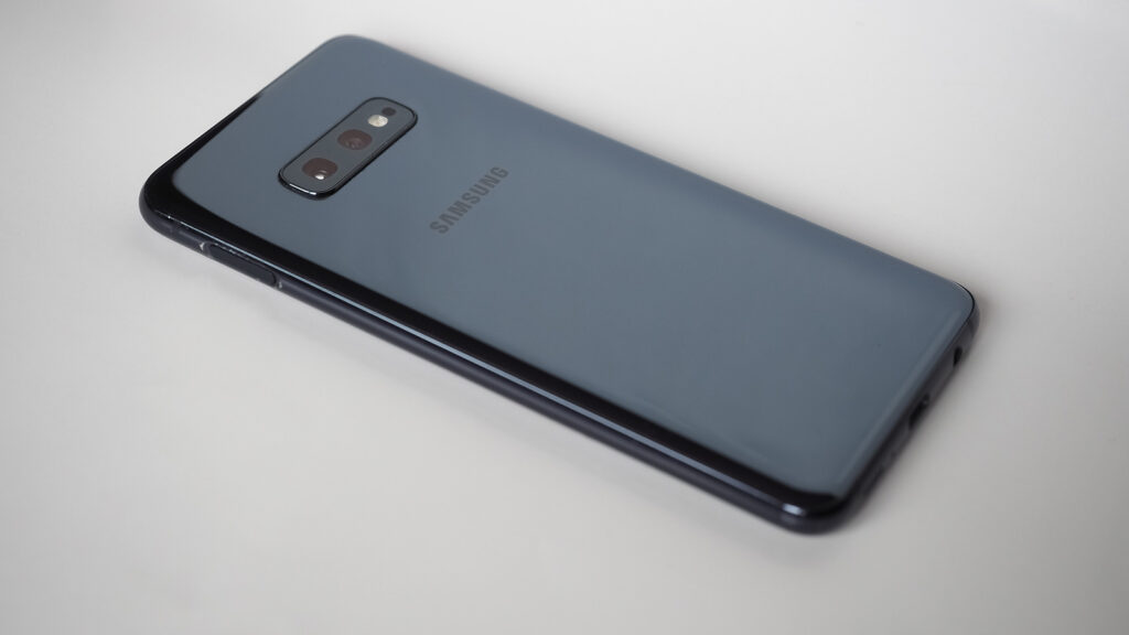 Samsung phone exploit