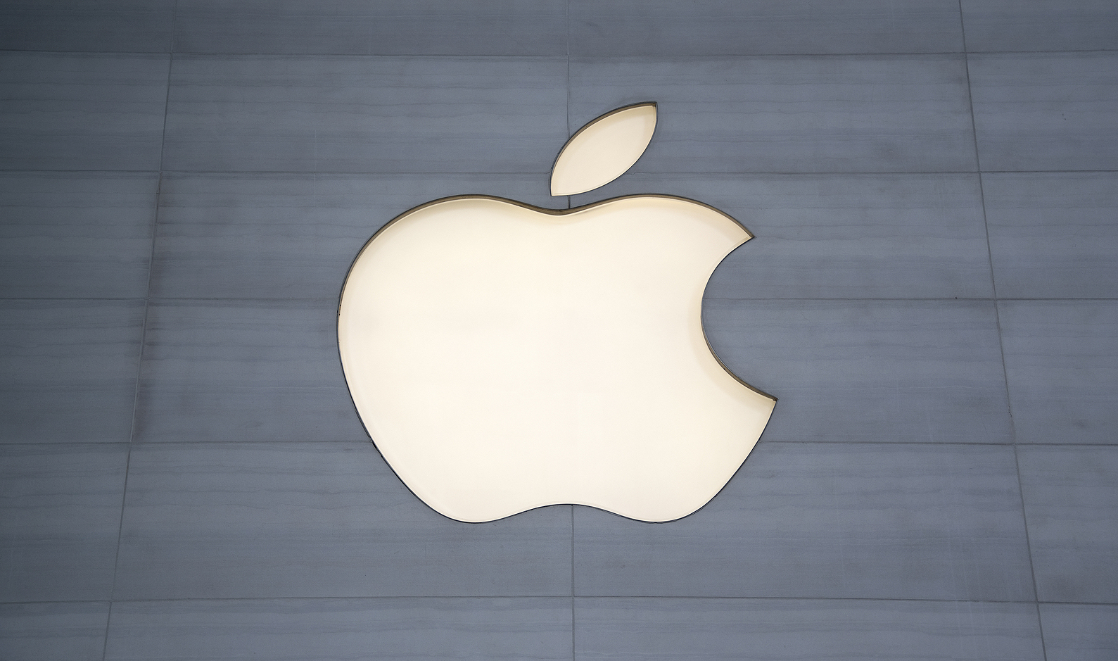 Apple Commissions Data Breach Study to Highlight Need for EndtoEnd