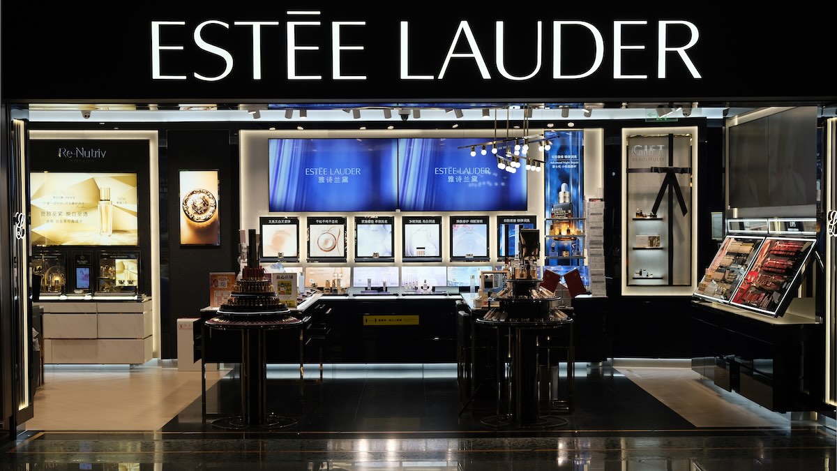 Estée Lauder alerts staff after Oracle EBS flaw leaks 870GB